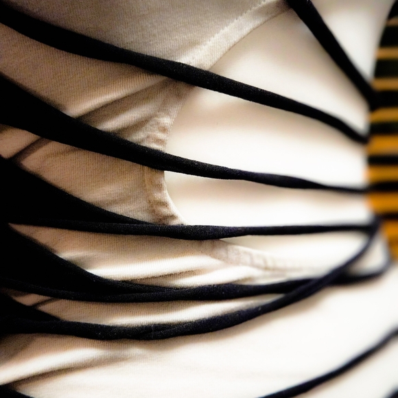 NWT Echo Shredded Dress And Gloves Set DARKER WAV XXL - Picture 10 of 12